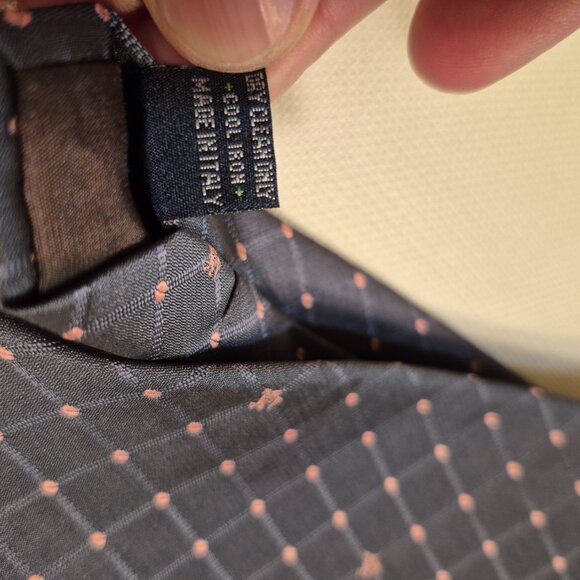 BURBERRY Silk Tie - Picture 8 of 12
